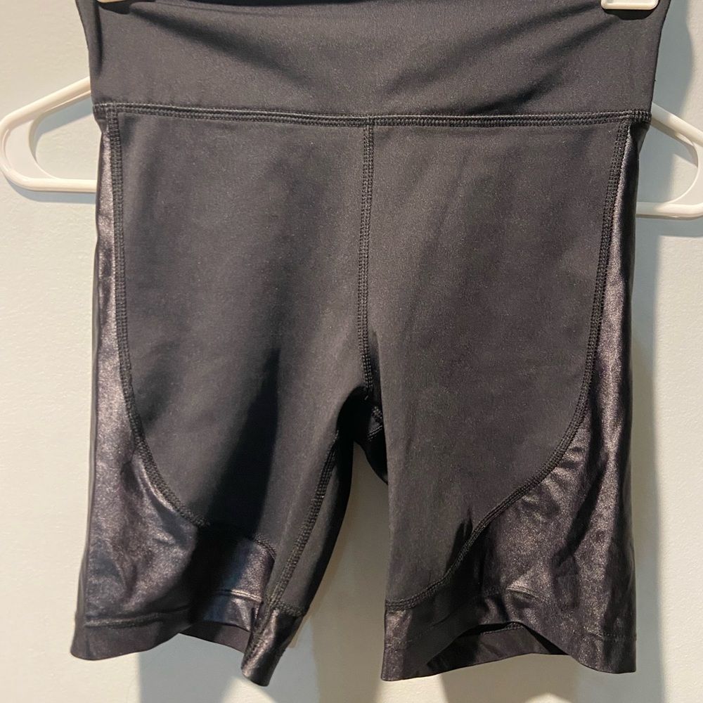 Alala Women's Black Bike Shorts